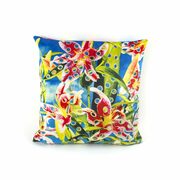 Thumb_podushka_toiletpaper_flowers_with_holes_1