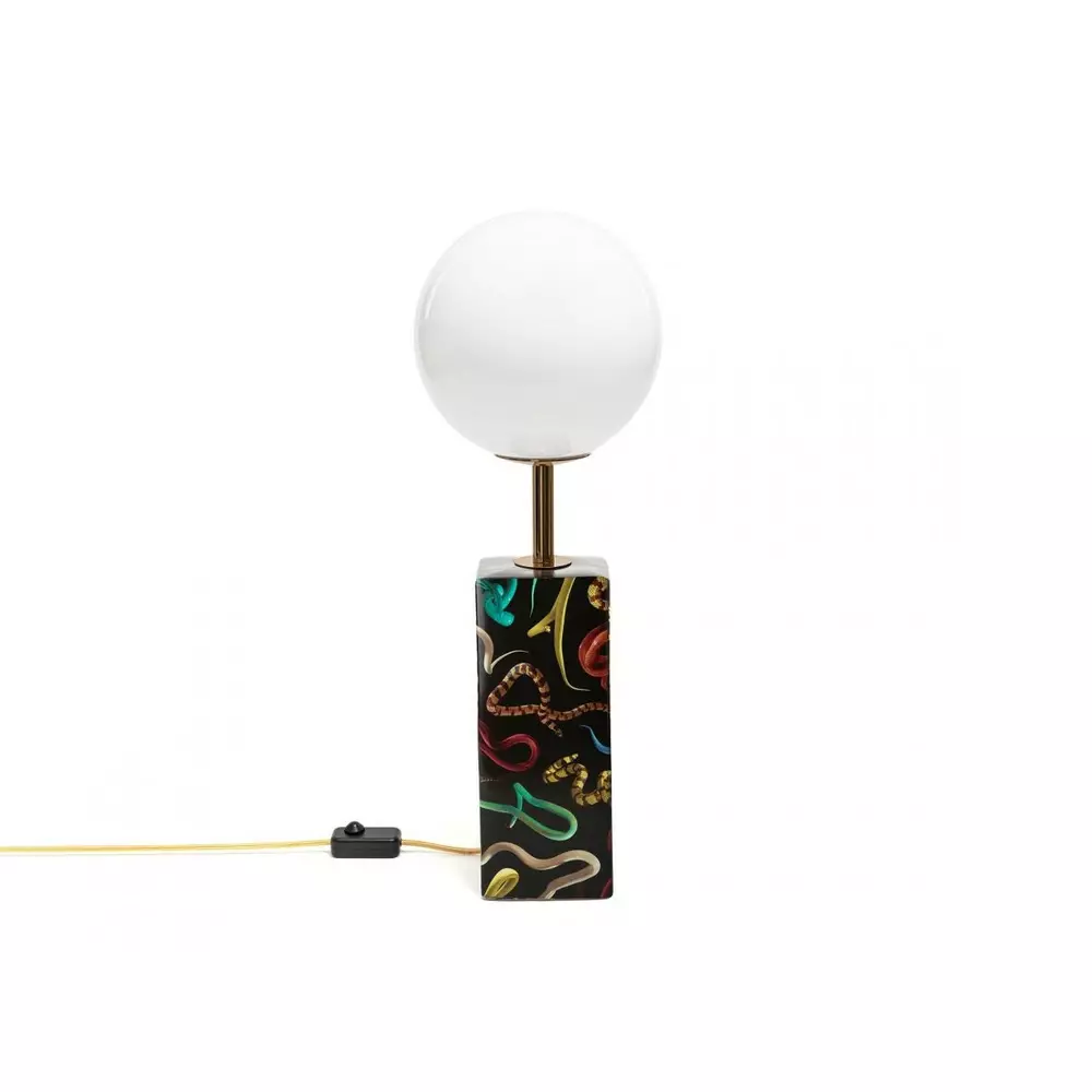 Big_nastolnaya_lampa_snakes_1