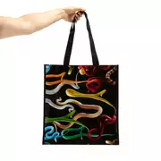 Thumb_sumka_grocery_snakes_1