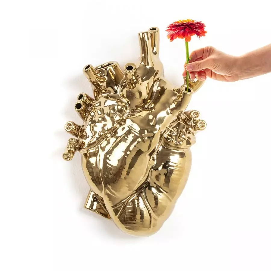 Big_vaza_love_in_bloom_gold_gaint_1