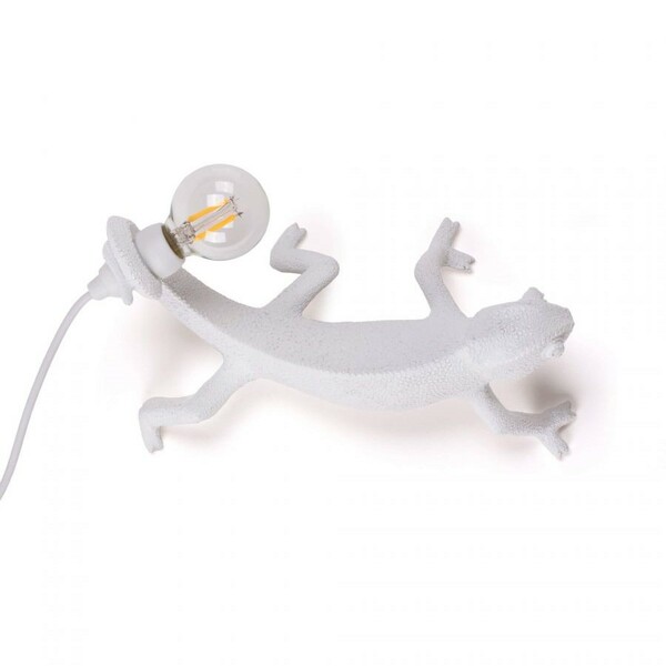 Big_nastennyy_svetilnik_chameleon_going_down_usb_1
