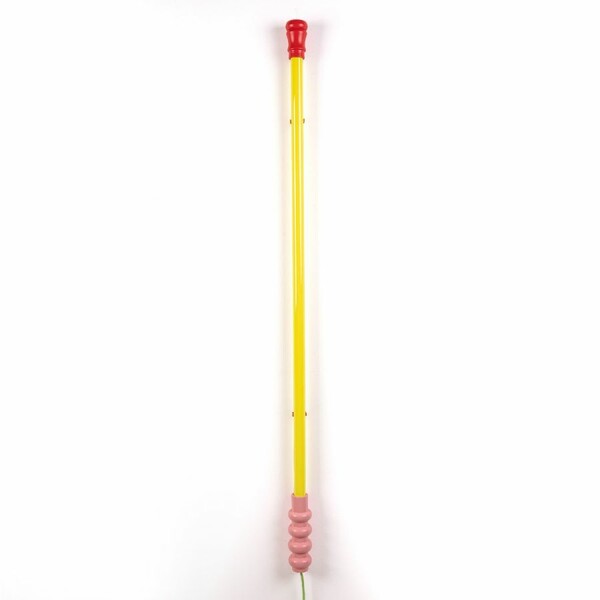 Big_nastennyy_svetilnik_superlinea_yellow_1