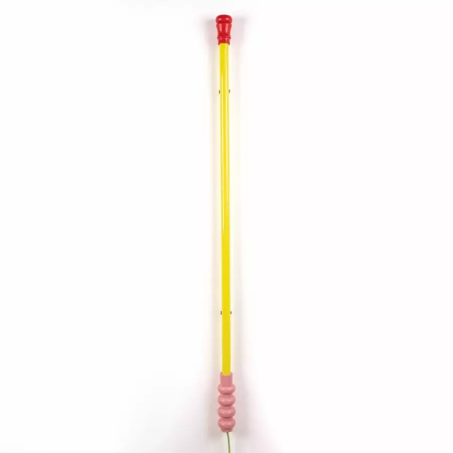 Big_nastennyy_svetilnik_superlinea_yellow_1