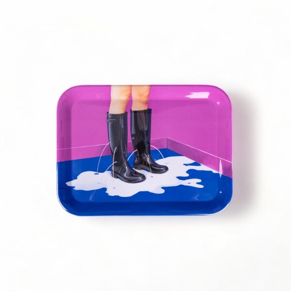 Big_podnos_milky_boots_1