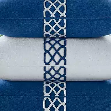 Medium_rj96v108dlzf7vq64888pn3ahsdo901e
