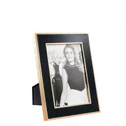 Thumb_ramka_dlya_fotografiy_110720_1_1