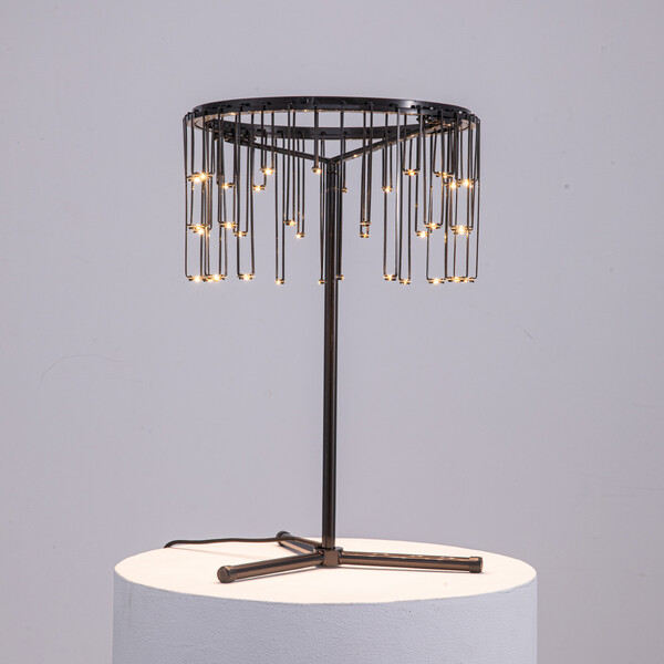 Big_nastolnaya_lampa_mt23001008_1a_black_1